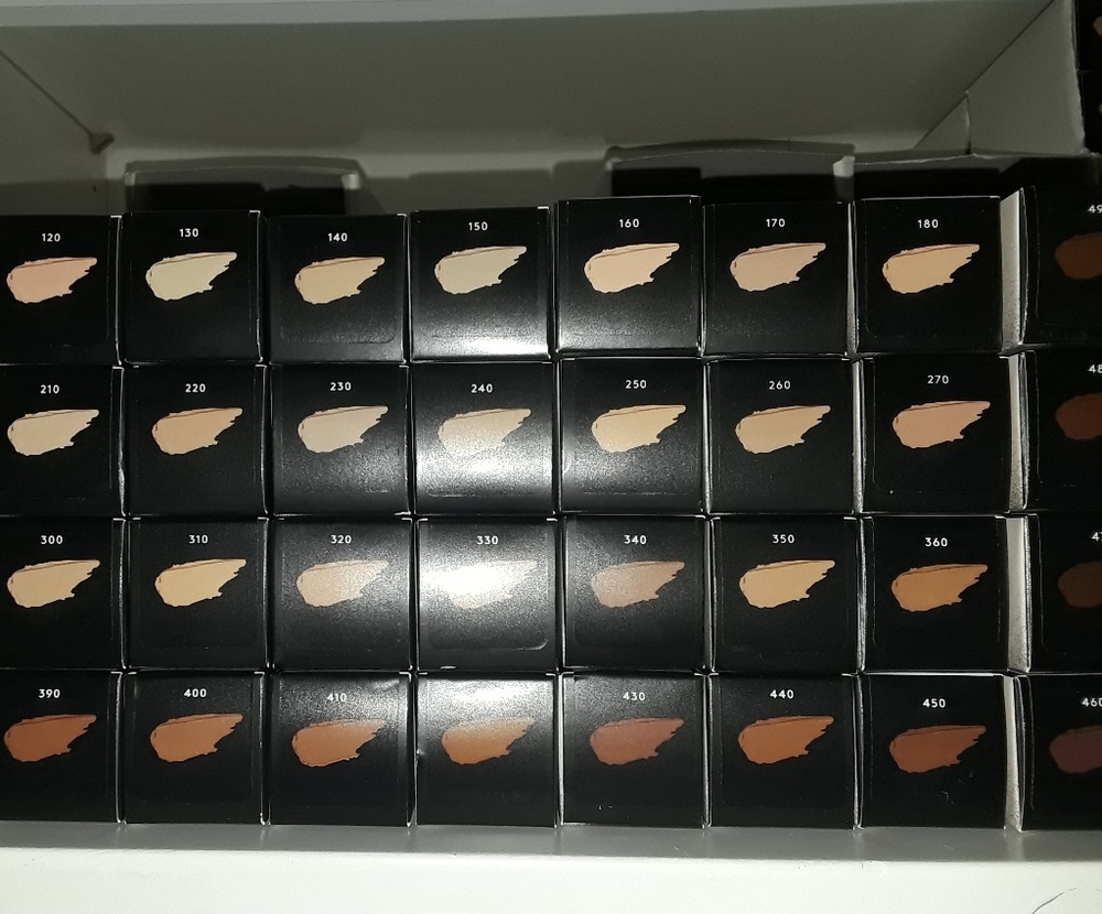 Fenty Foundation by Rihanna - Picture 3 of 4